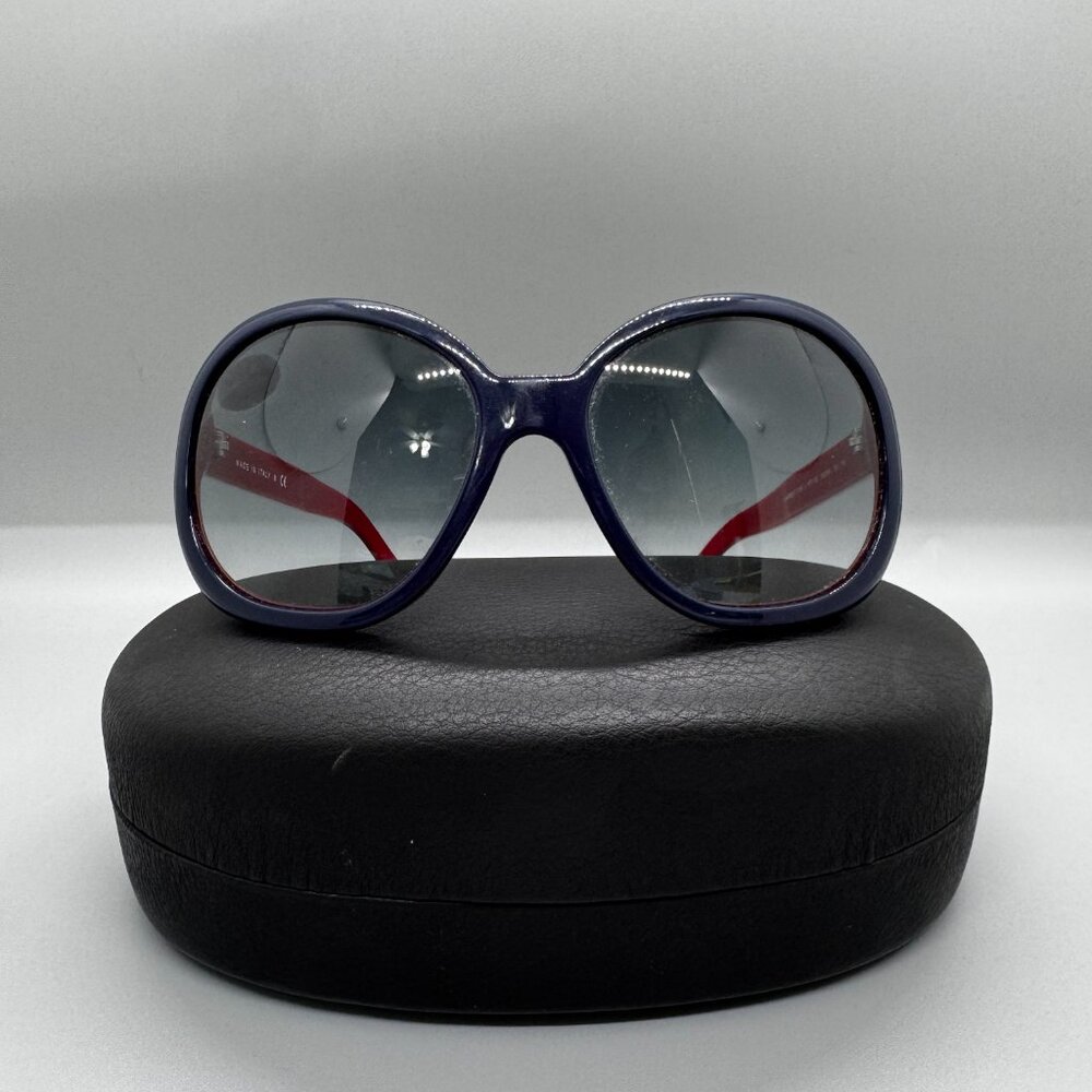CHANEL Red & Navy Oversized Sunglasses with Multicolor Logo - Picture 3 of 16